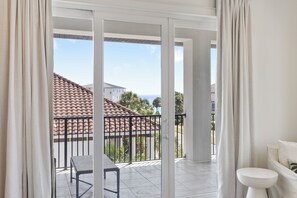 Interior - ๐ The Dolce Vita! Incredible Home! New Inside for 2026. Views, pool, Game Room (Destin)