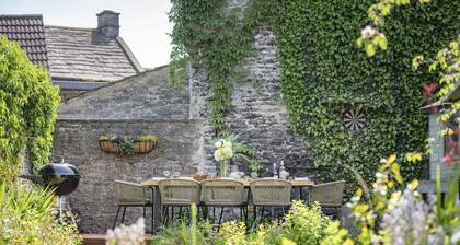The Old Manse, Middleham