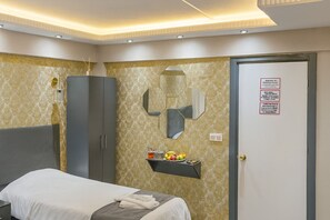 Quarto duplo luxo | Frigobar, berços grátis, Wi-Fi de cortesia, roupa de cama