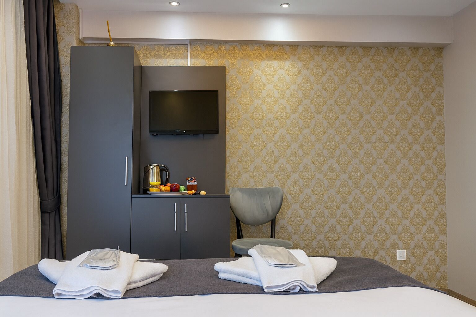 Deluxe Double Room | Free WiFi