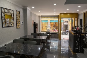 Lobby - Grand Sezgin Hotel (Istanbul)