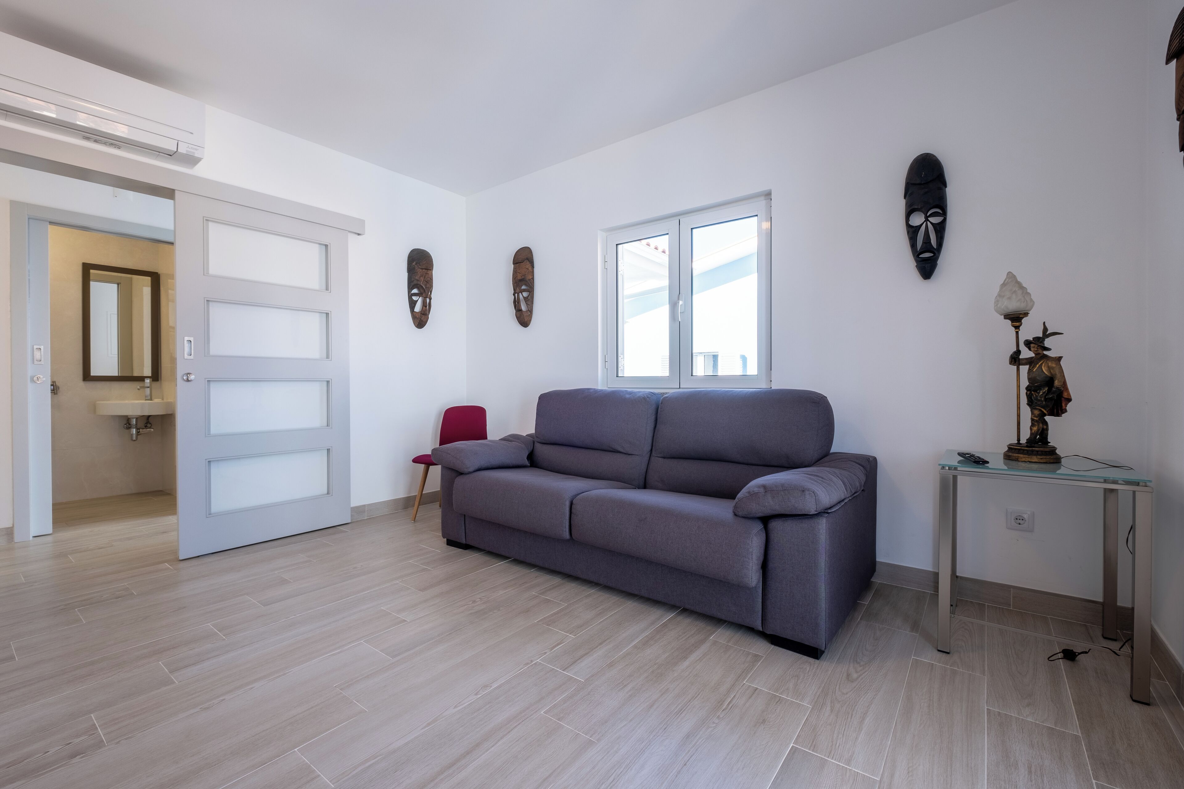 Appartement Supérieur, 3 chambres, balcon, vue piscine | Coin séjour