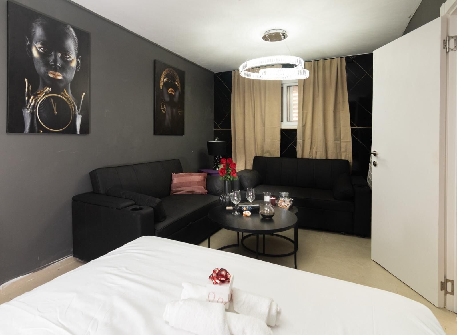 Schreibtisch, kostenloses WLAN