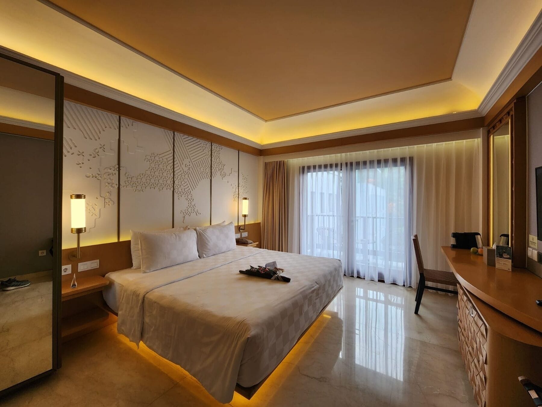 Huoneisto | Kylpyhuone | Suihku, pyyhkeet, saippua, sampoo