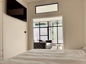 Ferros/tábuas de passar roupa, Wi-Fi de cortesia, roupa de cama