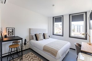 开间 | 熨斗/熨板、免费 WiFi