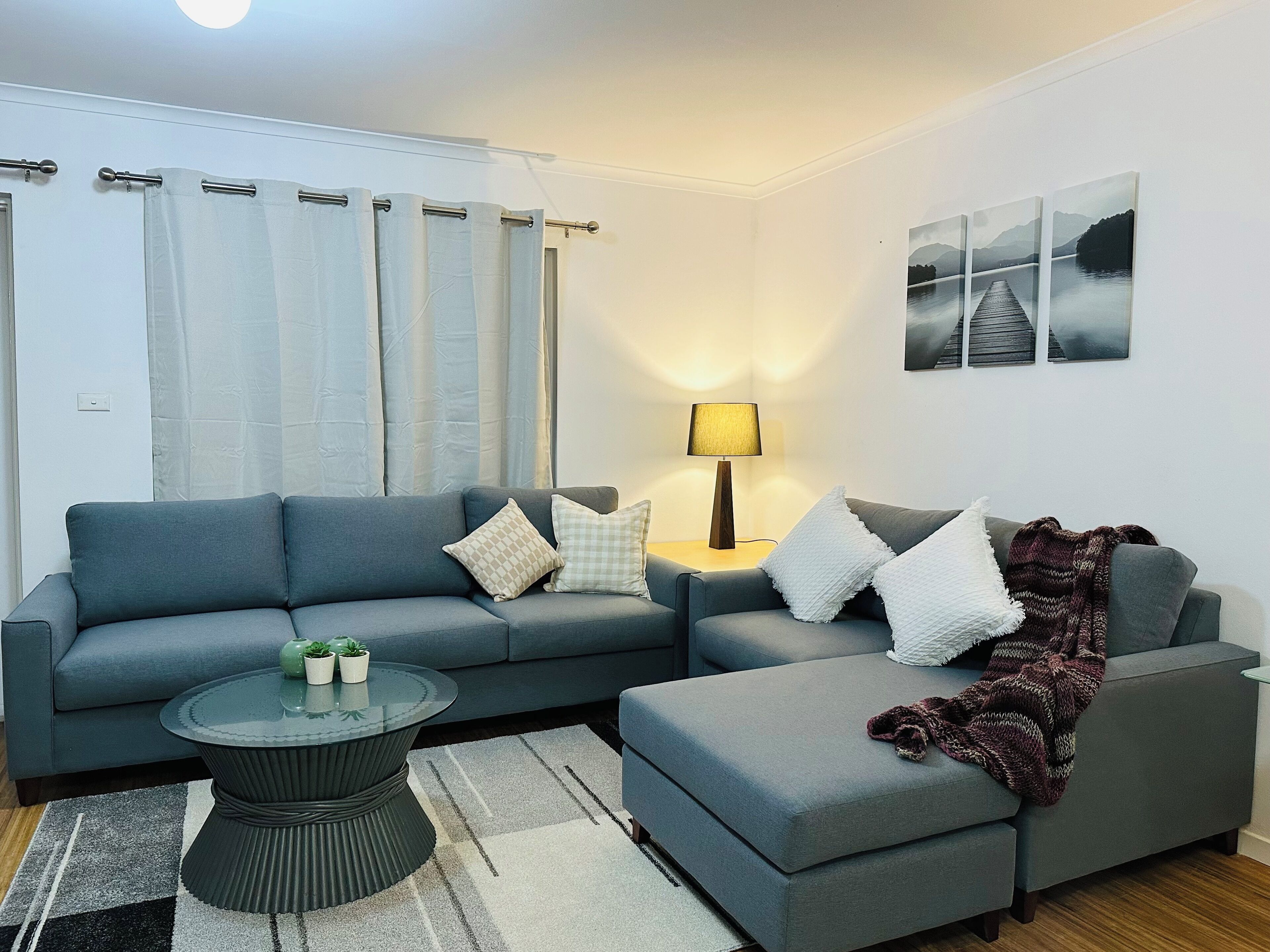 4bedrooms, 3bath, 5beds, Entire Apartment In City, Private Garage - 坎培拉