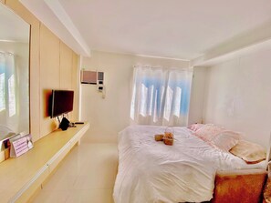 Free WiFi - Cozy Persimmon Condo Cebu (Cebu City)