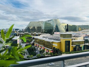 Luxury Apartment, Balcony, Bay View | Balcony view - Luxury Staycation beside Okada (Parañaque)