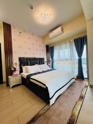 Luksus-lejlighed - balkon - udsigt til bugt | Gratis ekstra senge, gratis Wi-Fi, sengetøj