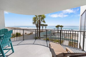 Property grounds - Beachside Retreat with Walk to Dining & Shops (Panama City Beach)