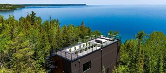 Borchardt Lookout | Modern Escarpment Retreat
