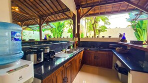 Villa, Pool View | Private kitchen | Fridge, stovetop, cookware/dishes/utensils - Villa Belhara (Seminyak)