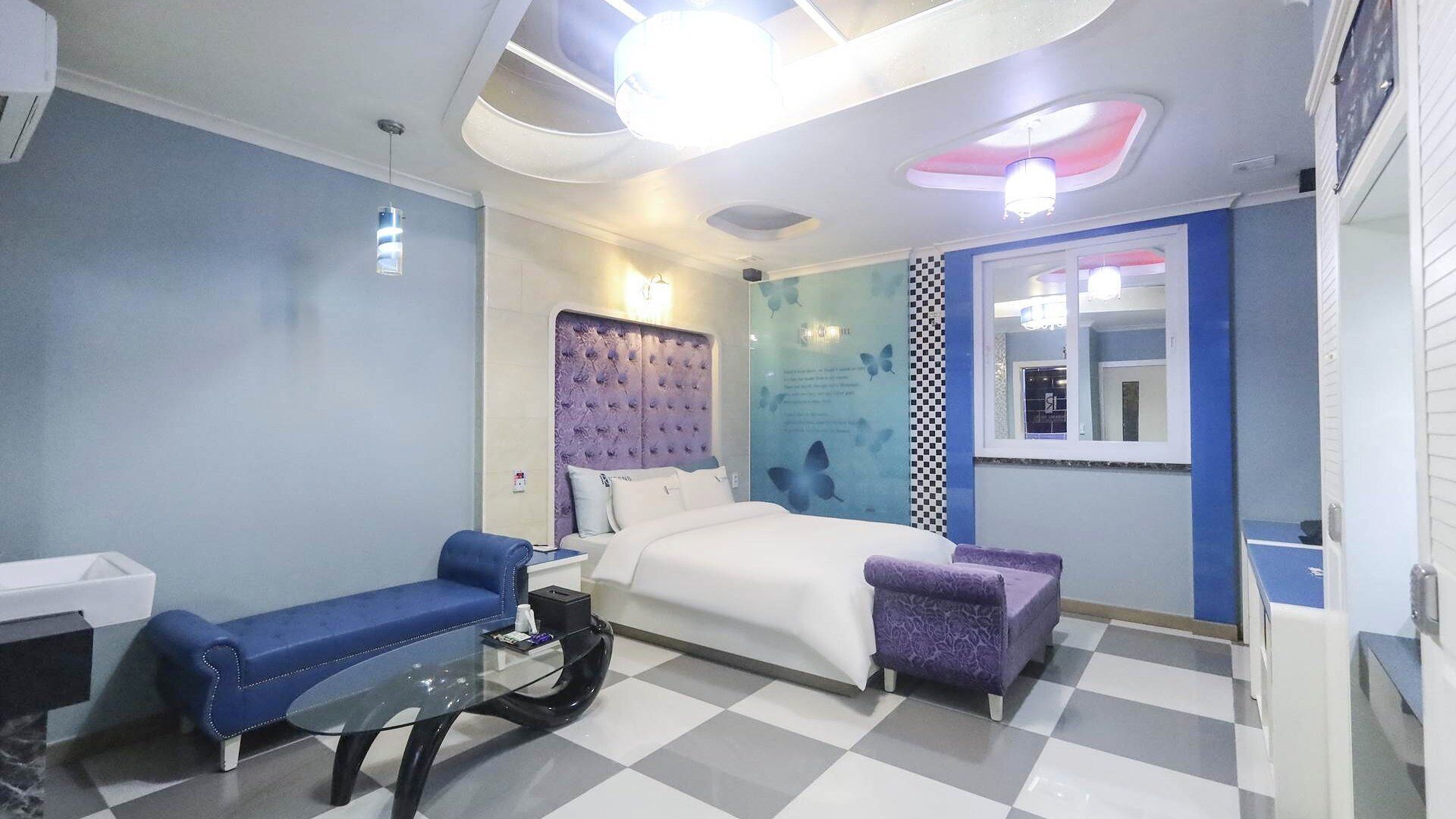 Premier Ocean View | Premium bedding, down comforters, pillowtop beds, free WiFi