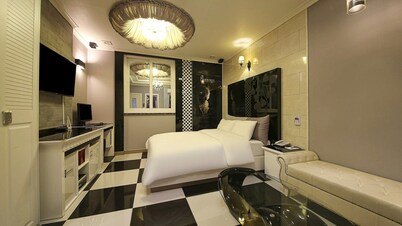 From H Rubens Hotel Mokpo Pyeonghwa Square