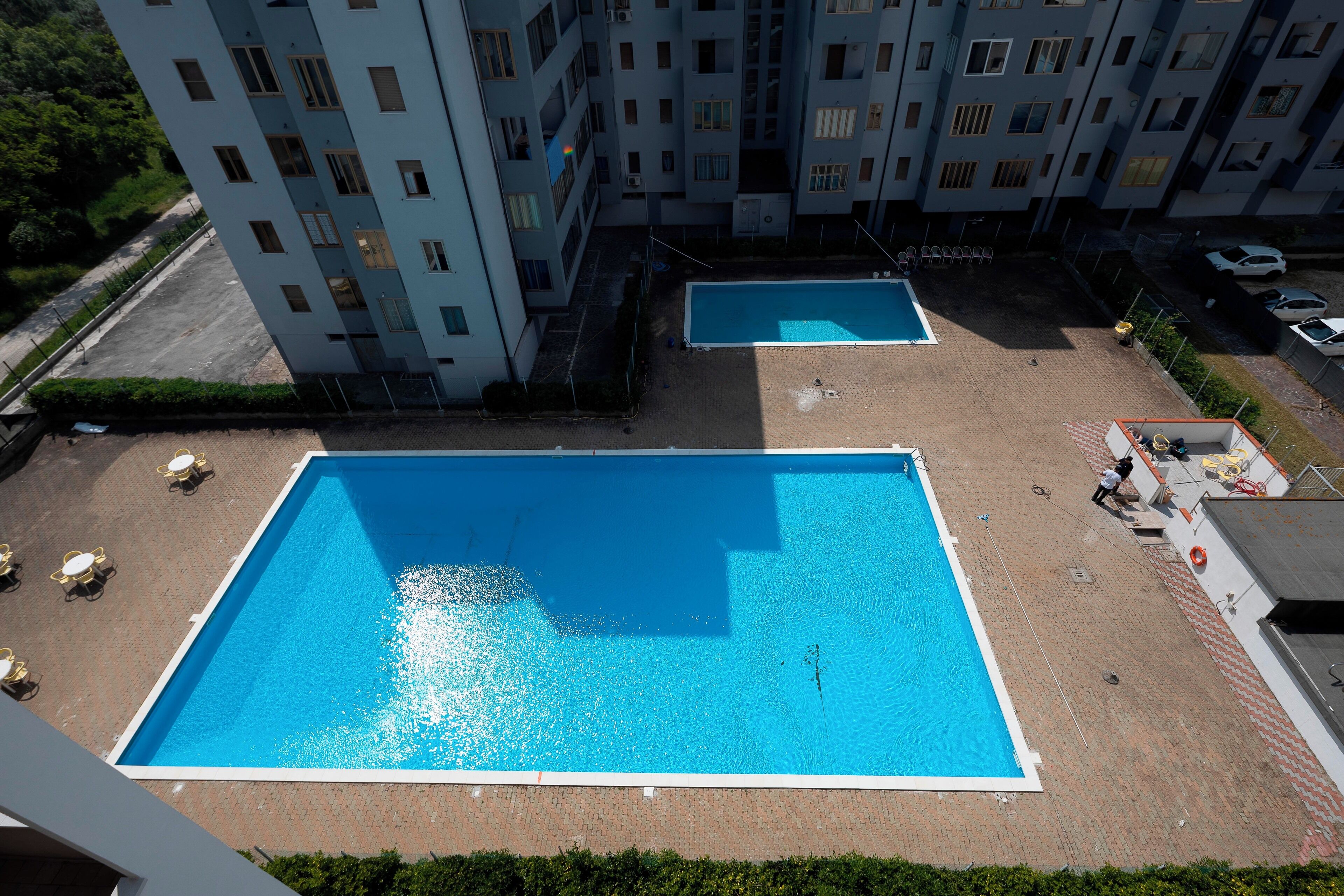 Seasonal outdoor pool