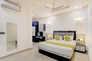 Premium Room | Free WiFi - The Byke Boutique Tejjora (Lucknow)