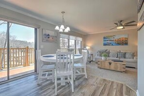 Dining - Lake Haven Gem: 2BR/2BA Vacation Spot! (Johnson City)