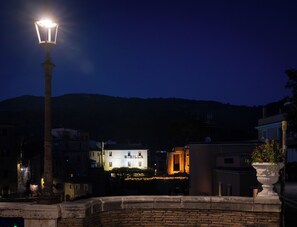 Front of property – evening/night - Locanda Sibilla Luxury Suites (Tivoli)