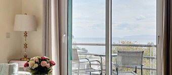 Forum Delights Apartment by Atlantic Holiday