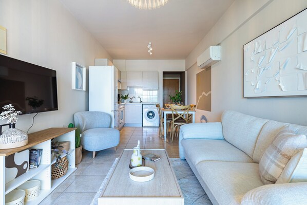 Apartment, 3 Bedrooms, City View, Poolside | Living room - Calina - 3-BR Apt & Pool in Mackenzie (Larnaca)