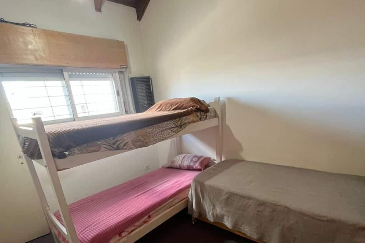 Dormitório compartilhado clássico, vista para o lago | Wi-Fi de cortesia