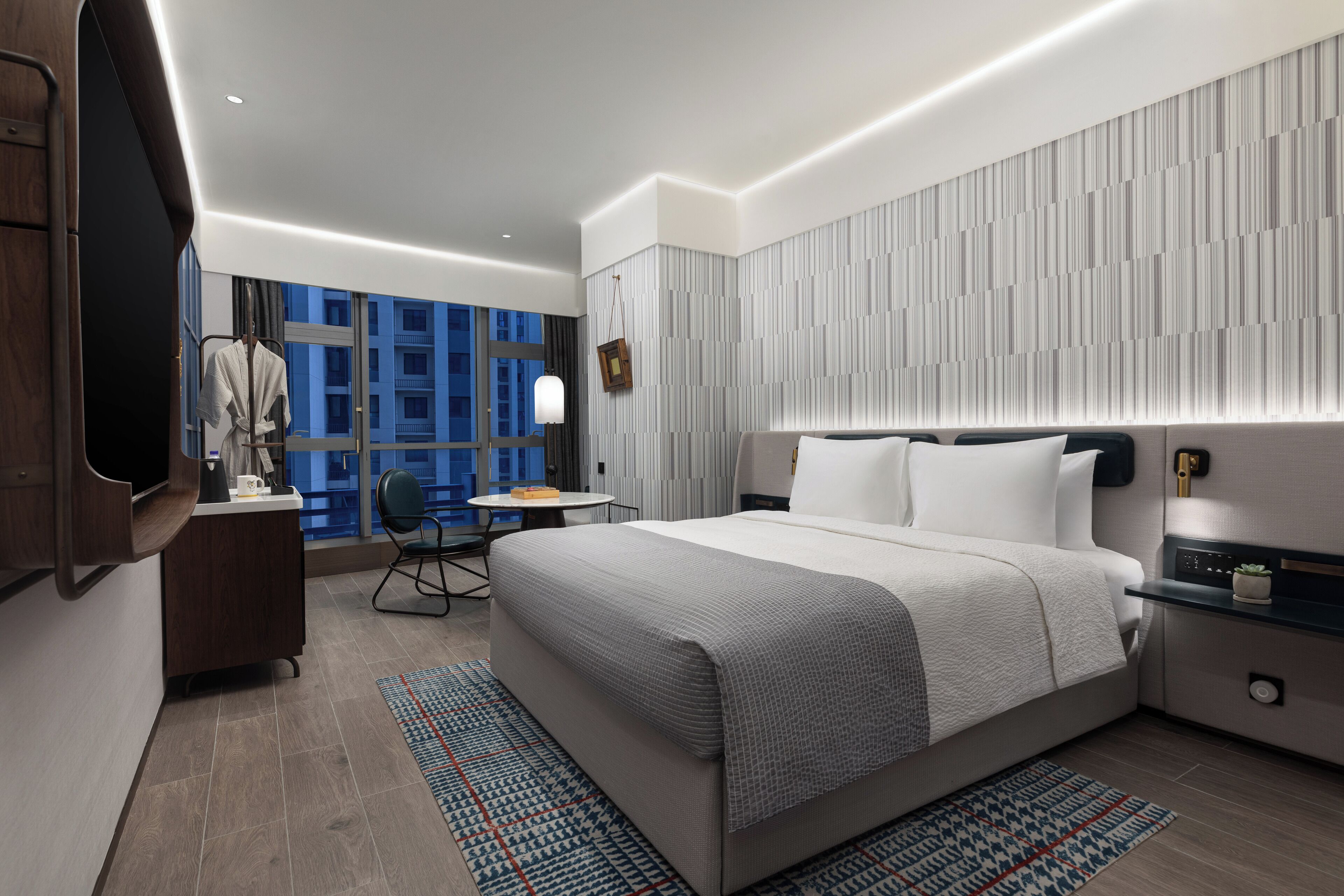 Laptop workspace, blackout curtains, free WiFi