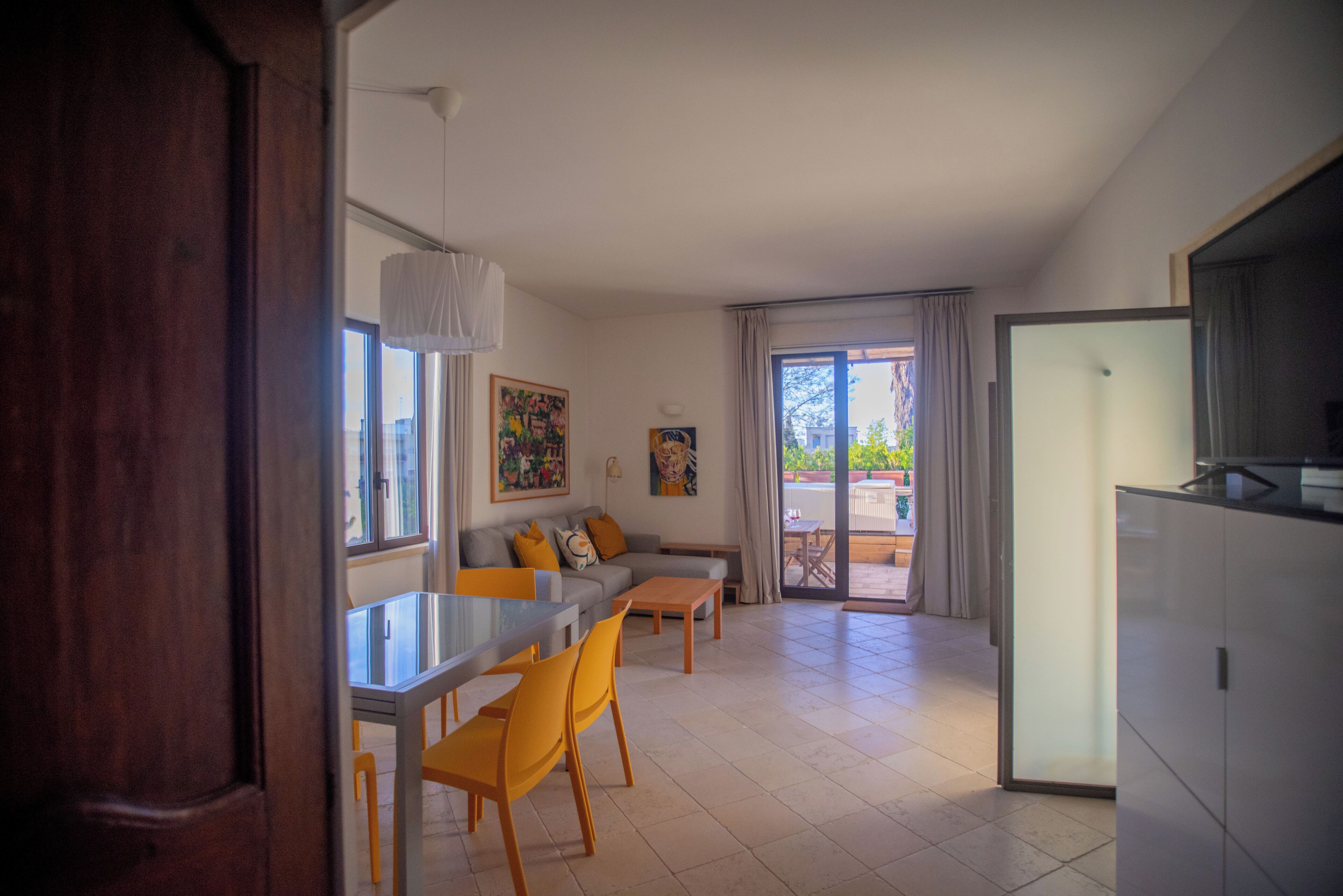 Leilighet – deluxe, hageutsikt | Oppholdsområde