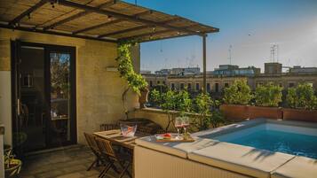 Deluxe-Apartment, Gartenblick | Terrasse/Patio