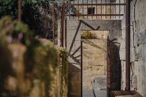 Lägenhet Comfort - utsikt mot innergården | Terrass/Patio