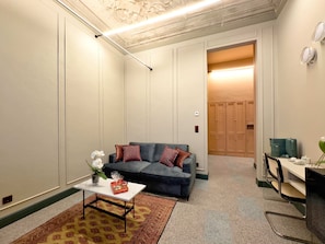 Apartment | 1 bedroom, Internet - Cinisca Suite Rose in Bologna (Bologna)