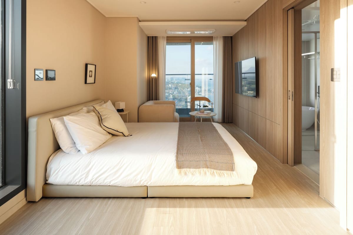 Blackout drapes, iron/ironing board, free WiFi