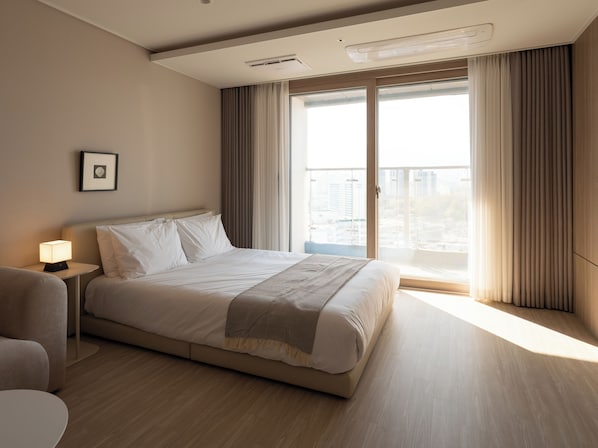 Studio | Blackout drapes, iron/ironing board, free WiFi - Plott The One Sokcho Xiella The Beach (Sokcho)