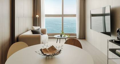 Plott The One Sokcho Xiella The Beach