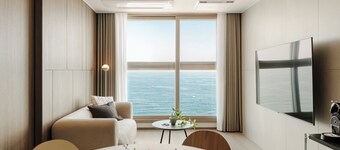 Plott The One Sokcho Xiella The Beach