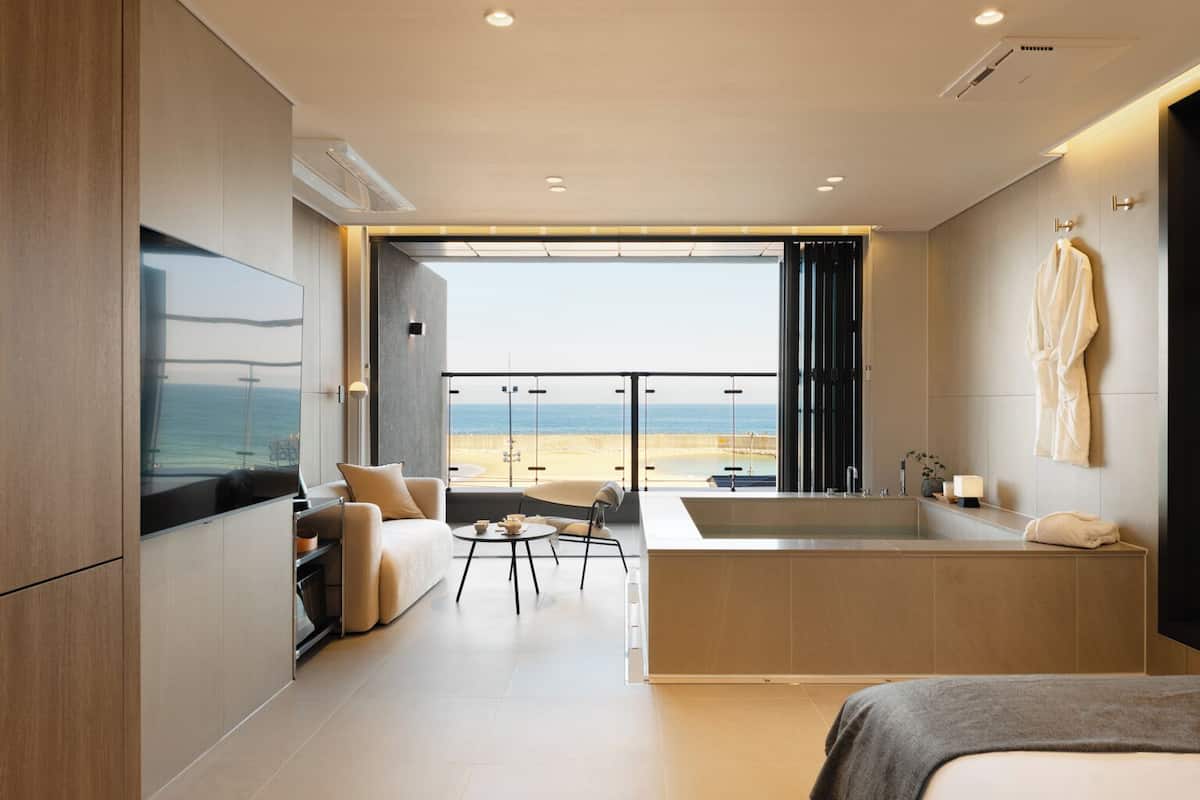 Blackout drapes, iron/ironing board, free WiFi