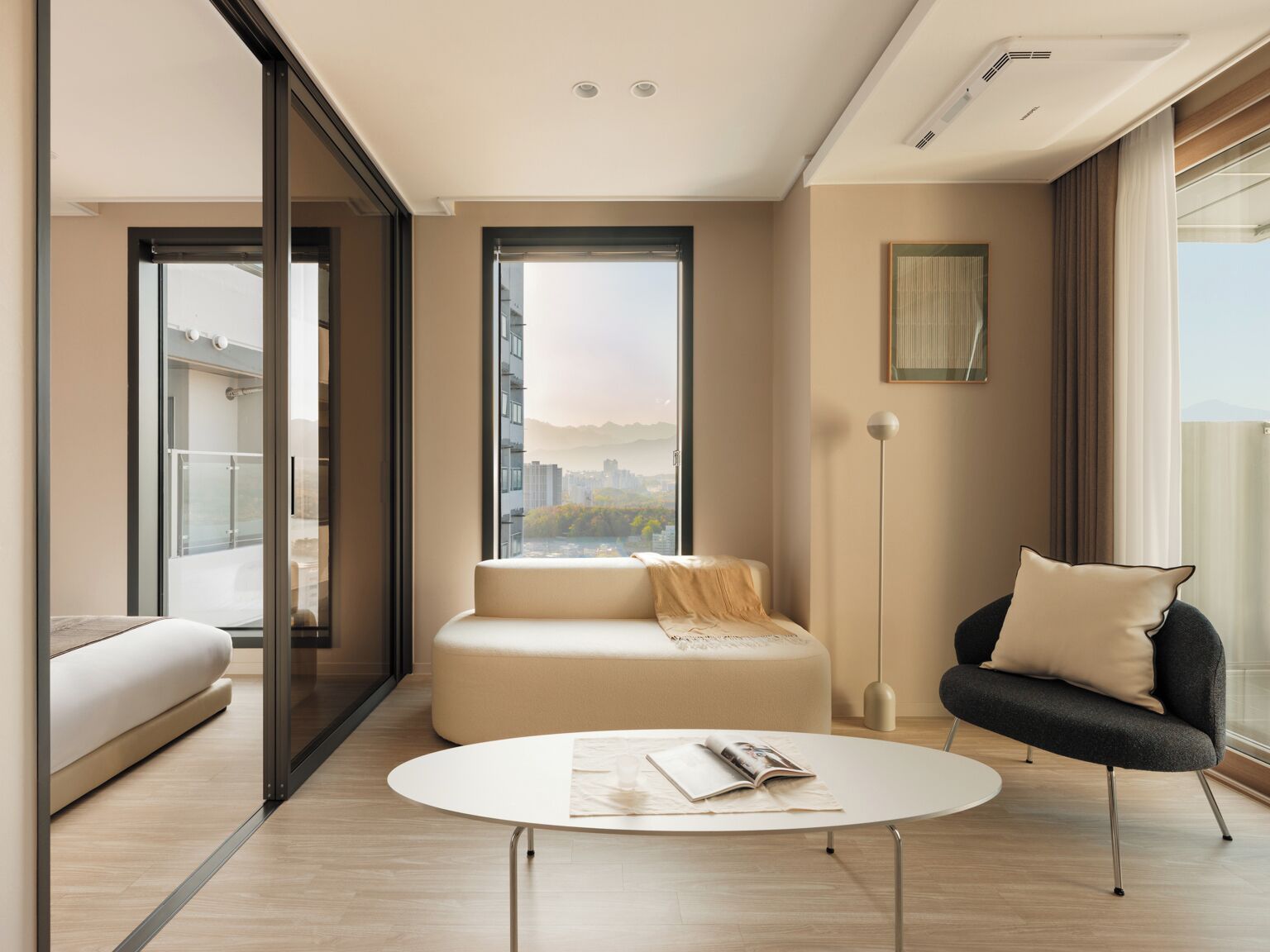Studio Wide Random | Living area
