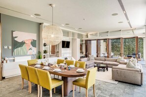 Villa, Accessible | 5 bedrooms, Internet - Unforgettable Fresnaye Sea View Villa Disa House (Cape Town)