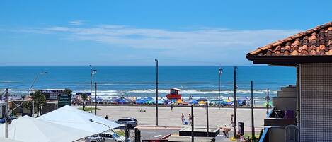 Solsenger og strandhåndklær