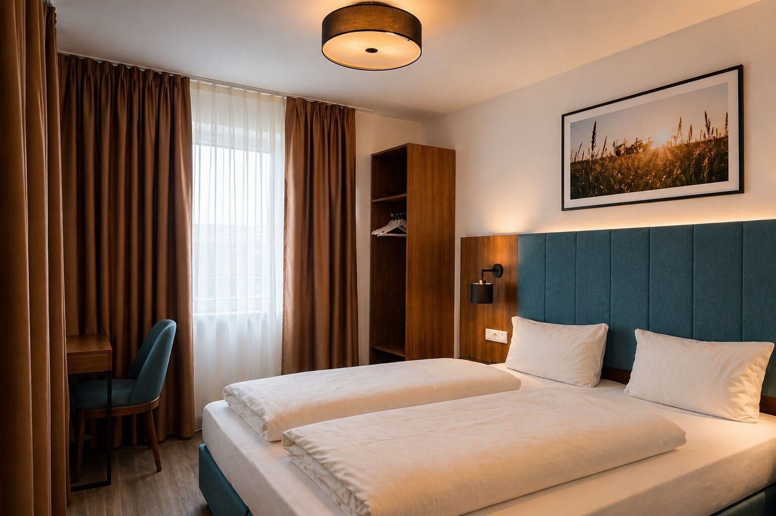Deluxe Double Room | Blackout drapes, soundproofing