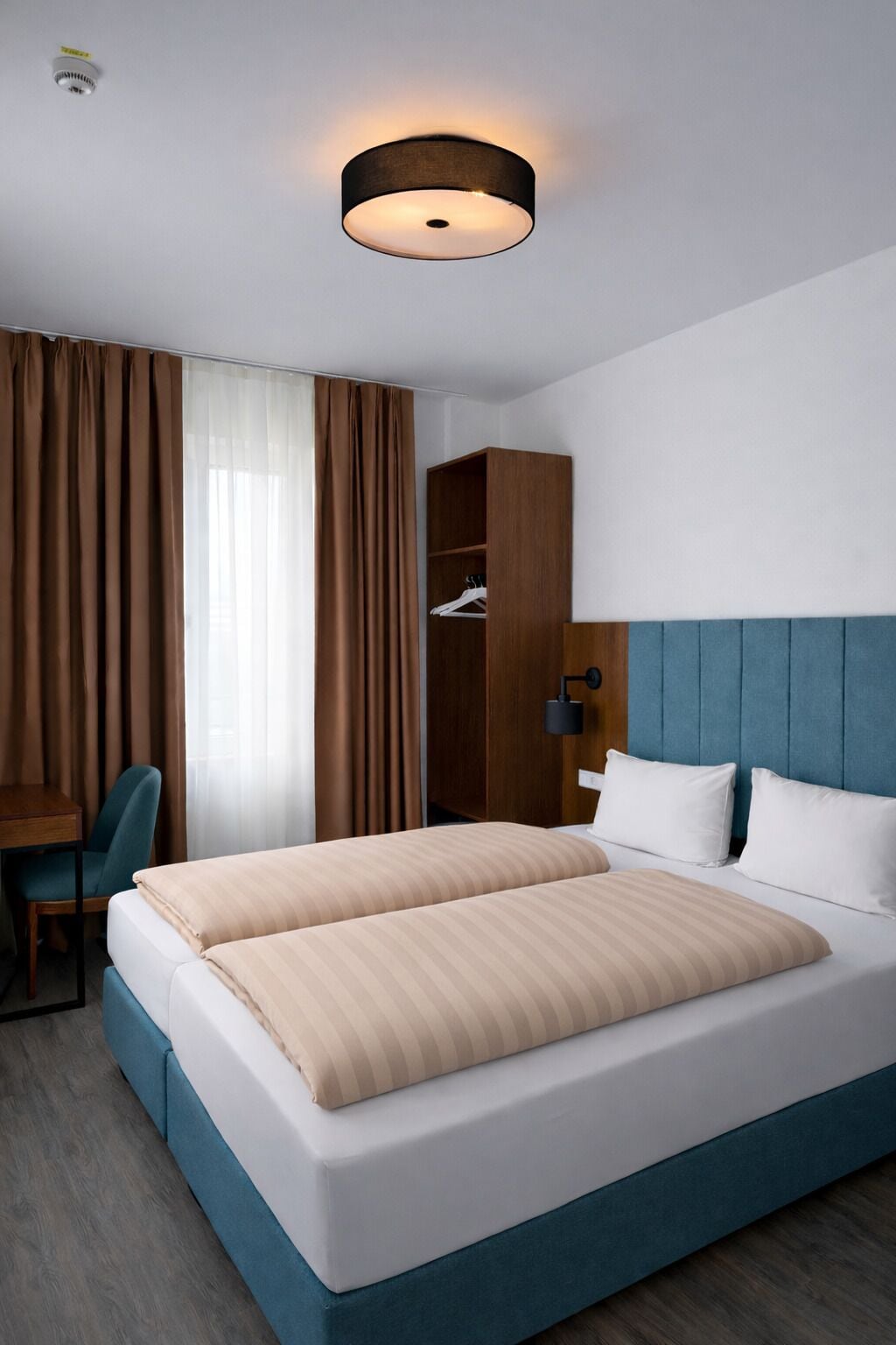 Deluxe-Doppelzimmer | Verdunkelungsvorhänge, schallisolierte Zimmer