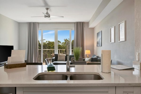 公寓 | 3 間臥室、網路服務