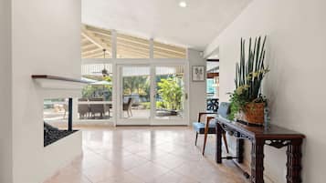 House | 2 bedrooms, Internet