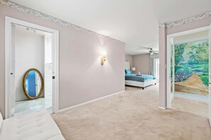 House | 2 bedrooms, Internet - Airy Large Backyard Oasis Perfect Family Getaway (Tustin)