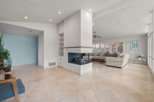 Airy Large Backyard Oasis Perfect Family Getaway