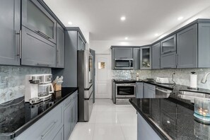 Casa, acessível | 3 quartos, escrivaninha, acesso à internet de alta velocidade