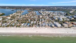 House, Accessible | 1 bedroom, Internet - Waterfront Pet Friendly Boat Dock Walk 2 Beach (Indian Rocks Beach)