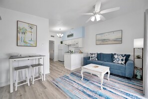 House, Accessible | 1 bedroom, Internet - Waterfront Pet Friendly Boat Dock Walk 2 Beach (Indian Rocks Beach)