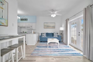 Studio, Accessible | 1 bedroom, Internet - Waterfront Pet Friendly Boat Dock Walk 2 Beach (Indian Rocks Beach)