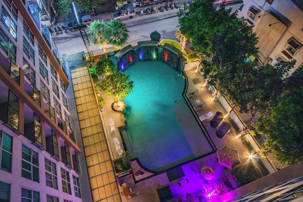 DWIJA HOTEL & SUITE